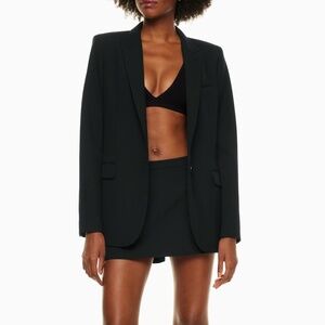 Aritzia Babaton Concept blazer with shoulder pads in black